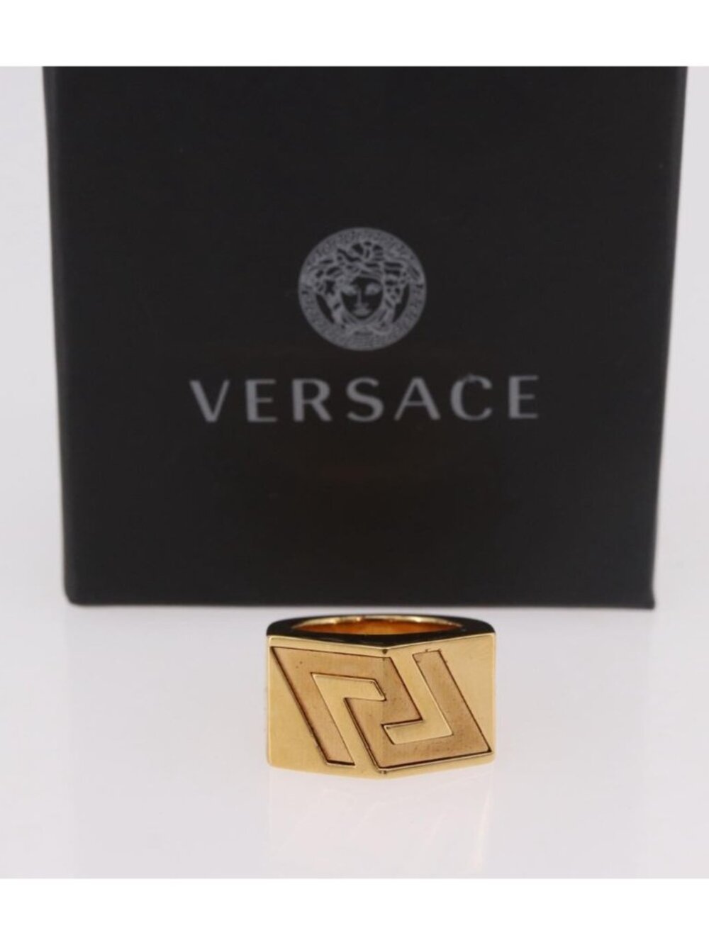 VERSACE Ring Metal Gold Tone - Picture 10 of 10